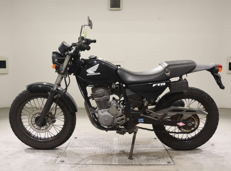 Мотоцикл Honda FTR223 з пробігом 31396 km