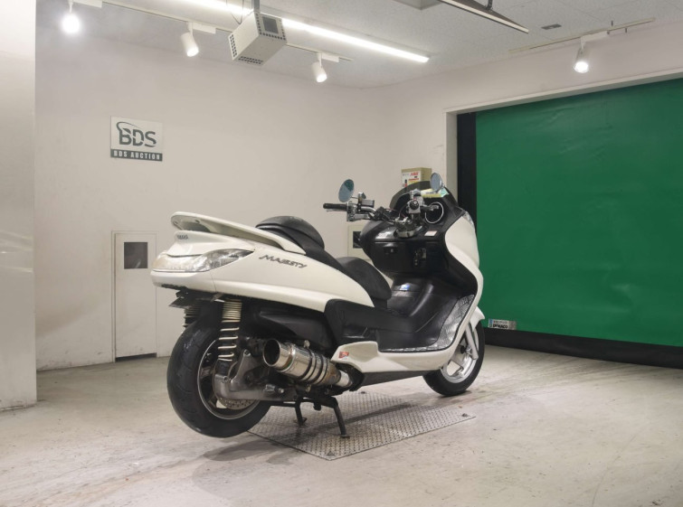Мотоцикл Yamaha MAJESTY 250 з пробігом 42978 km