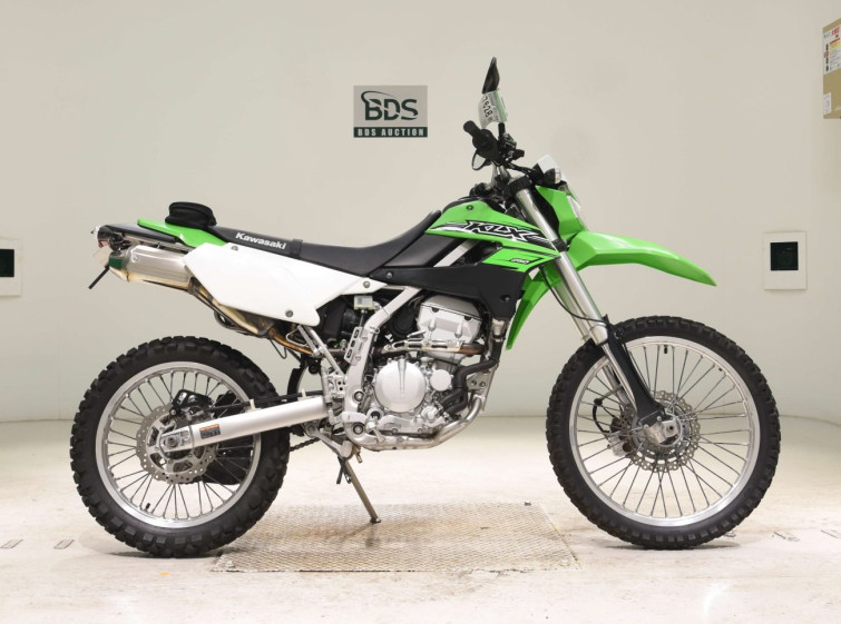 Мотоцикл Kawasaki KLX250 с пробегом 6403 km