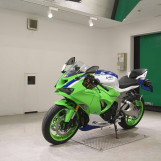 Мотоцикл Kawasaki ZX-6R с пробегом 2145 km