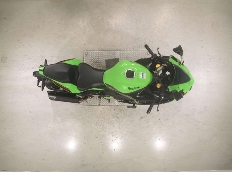 Мотоцикл Kawasaki ZX-4RR з пробігом 4720 km