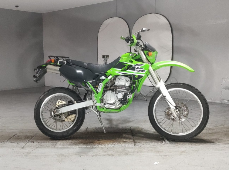 Мотоцикл Kawasaki KLX250 с пробегом 21685 km