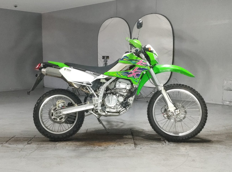 Мотоцикл Kawasaki KLX250 с пробегом 16655 km