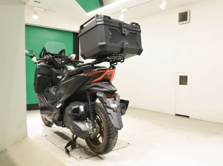 Мотоцикл Honda FORZA-6 з пробігом 10085 km