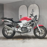 Мотоцикл Honda VTR250 с пробегом 9927 km