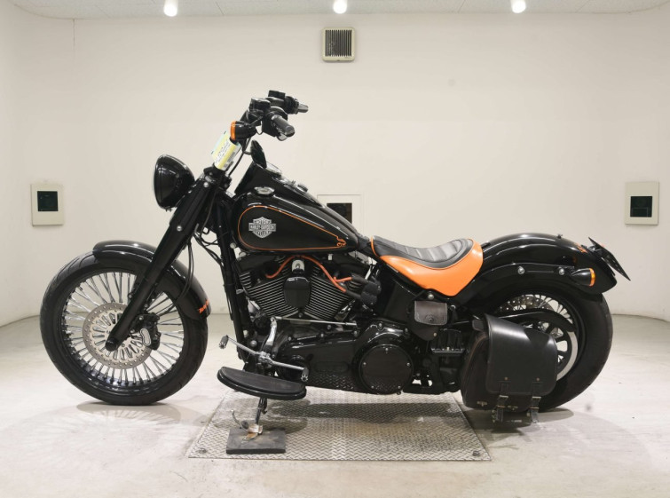 Мотоцикл HD SLIM S FLSS1800 с пробегом 24211 km