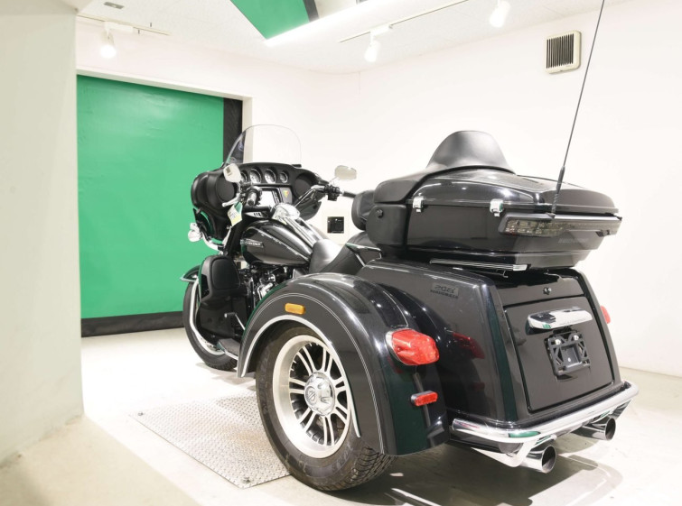 Мотоцикл HD ELECTRA GLIDE FLHTCU1750 TRIKE с пробегом 5716 km