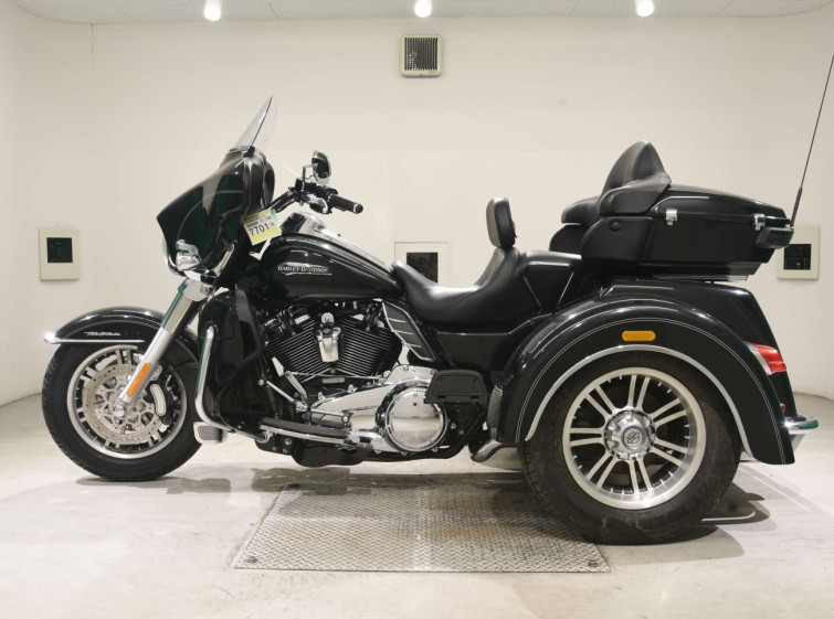 Мотоцикл HD ELECTRA GLIDE FLHTCU1750 TRIKE с пробегом 5716 km