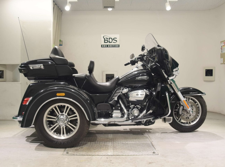 Мотоцикл HD ELECTRA GLIDE FLHTCU1750 TRIKE с пробегом 5716 km