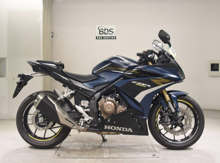 Мотоцикл Honda CBR400R с пробегом 6917 km
