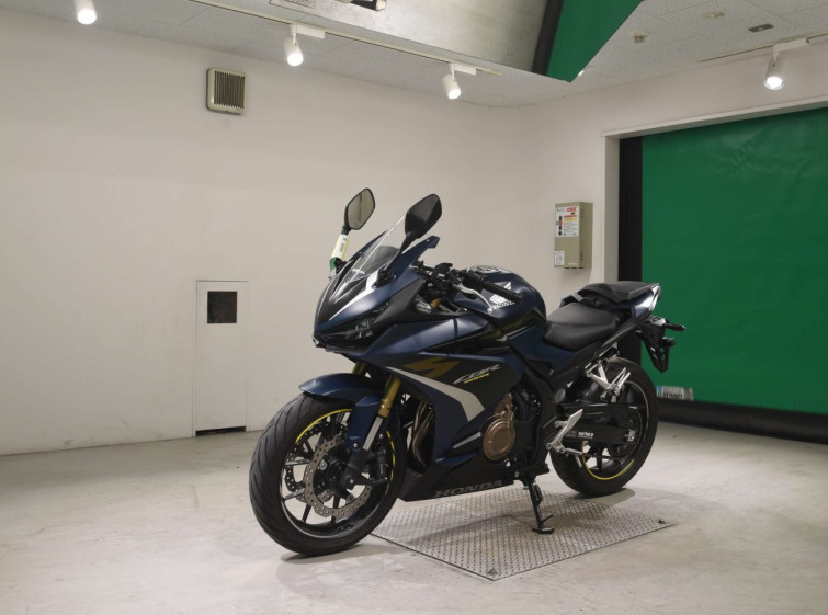 Мотоцикл Honda CBR400R с пробегом 6917 km