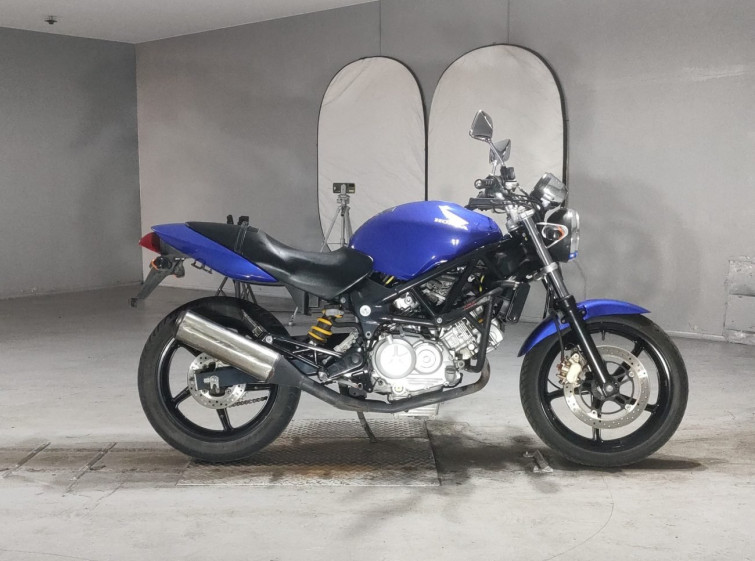 Мотоцикл Honda VTR250 с пробегом 45410 km