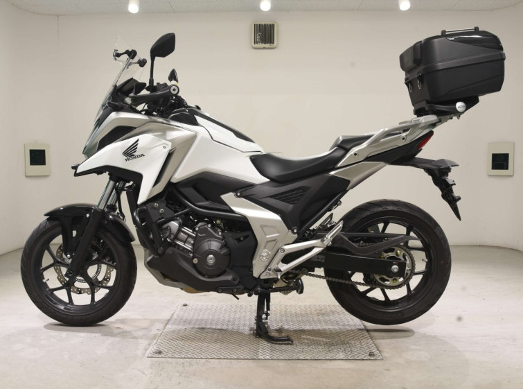 Мотоцикл Honda NC750XD з пробігом 4356 km