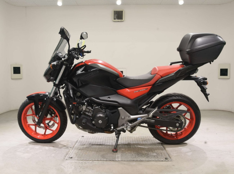 Мотоцикл Honda NC750SA с пробегом 31645 km
