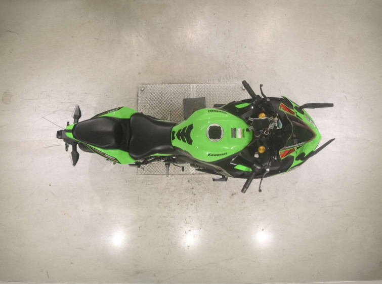 Мотоцикл Kawasaki NINJA ZX-25R с пробегом 23886 km