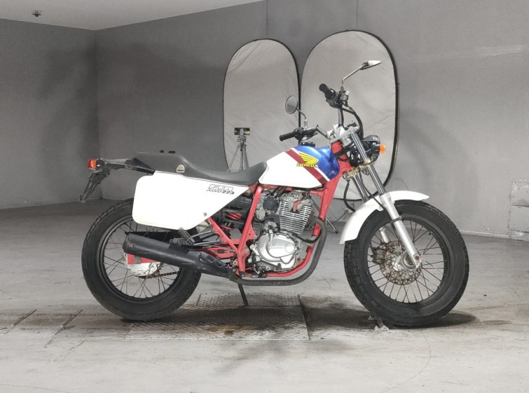 Мотоцикл Honda FTR223 з пробігом 19762 km
