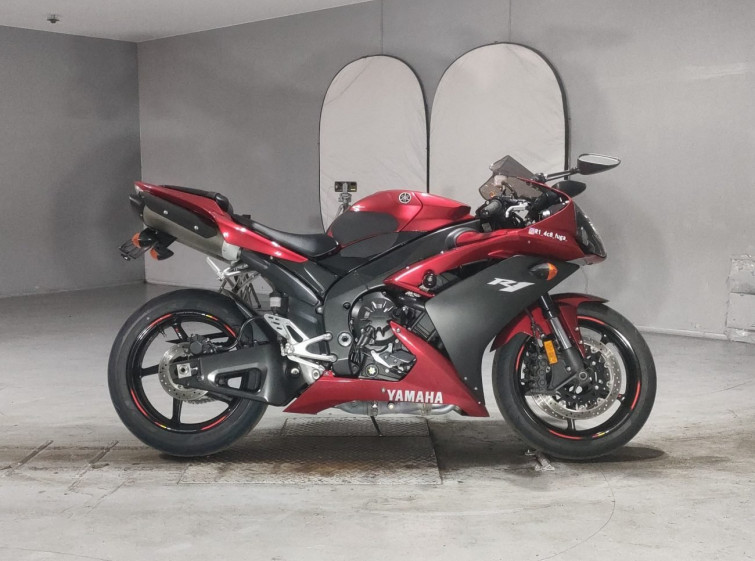 Мотоцикл Yamaha YZF-R1 с пробегом 29166 km