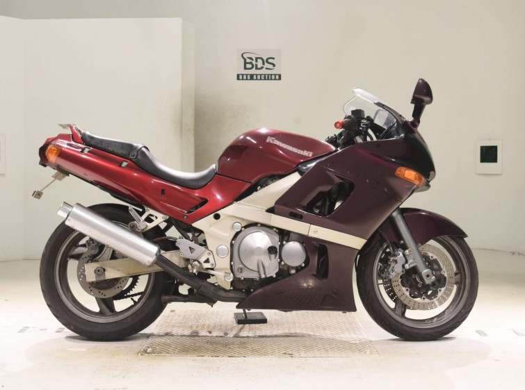 Мотоцикл Kawasaki ZZ-R400 с пробегом 13093 km