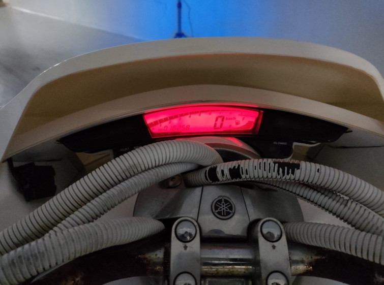 Мотоцикл Yamaha MAXAM250 з пробігом 16258 km