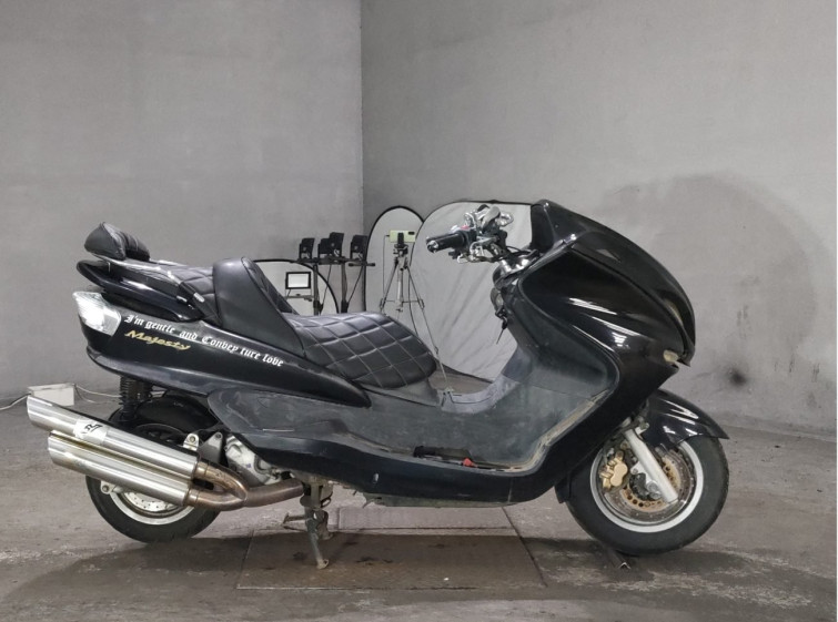 Мотоцикл Yamaha MAJESTY 250C з пробігом 27532 km