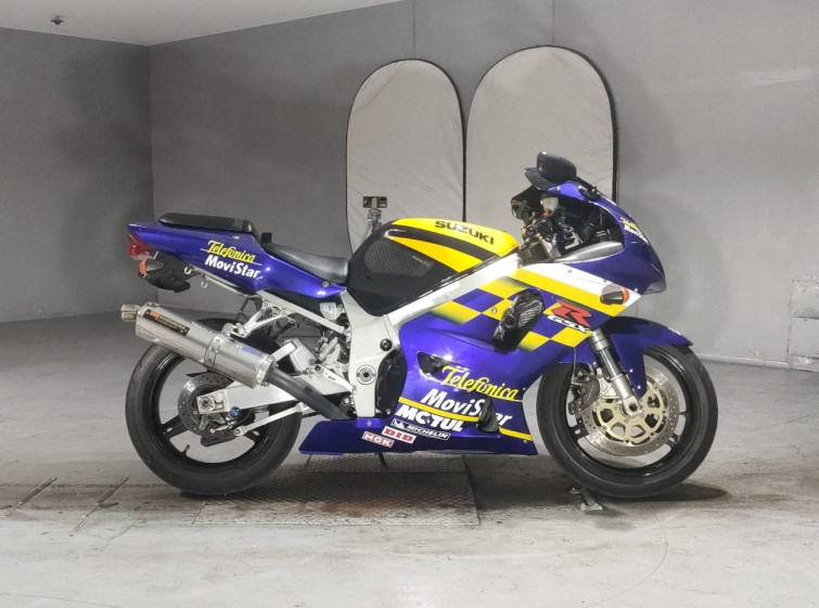 Мотоцикл Suzuki GSX-R750 з пробігом 18062 km