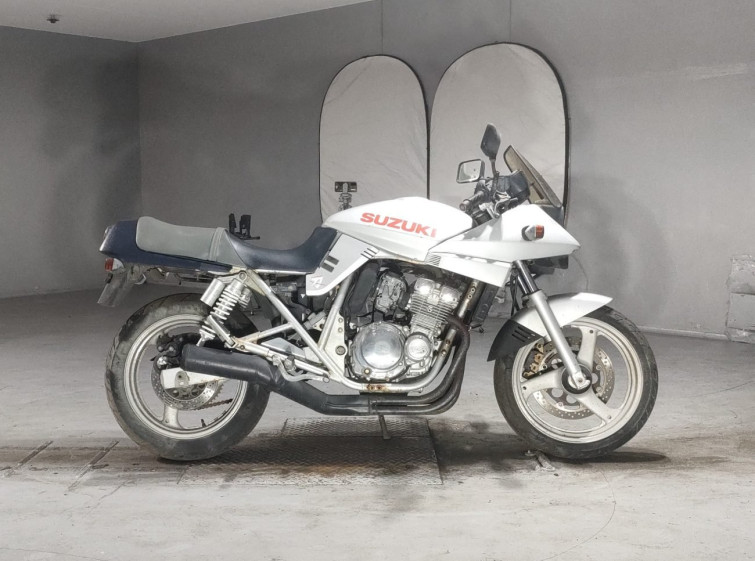Мотоцикл Suzuki GSX250S KATANA з пробігом 6942 km