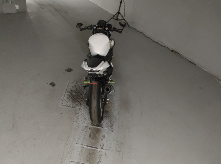 Мотоцикл Kawasaki Z250 з пробігом 27980 km