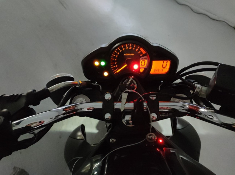 Мотоцикл Suzuki GLADIUS SFV400 с пробегом 34315 km