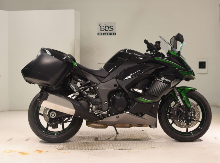 Мотоцикл Kawasaki NINJA1100SX с пробегом 3459 km