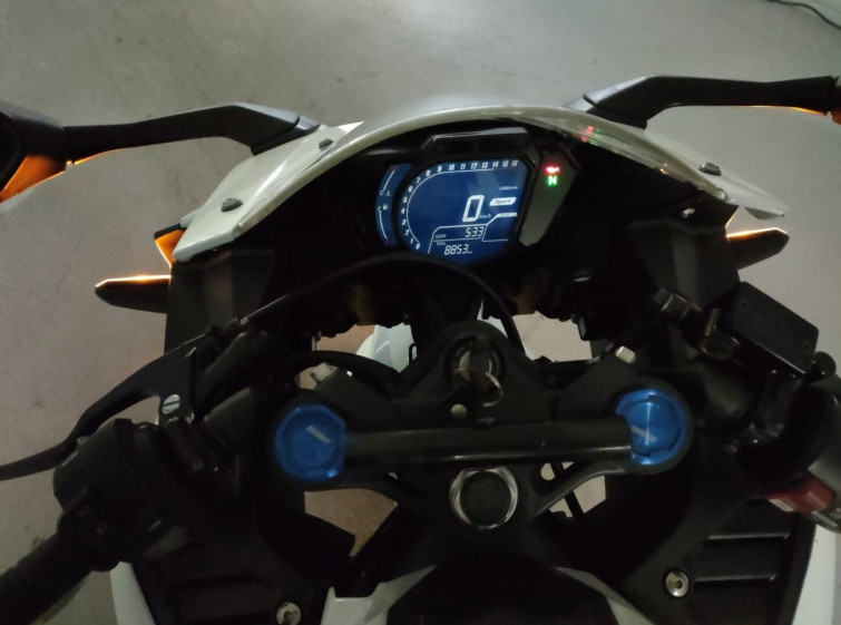 Мотоцикл Honda с пробегом 8853 km