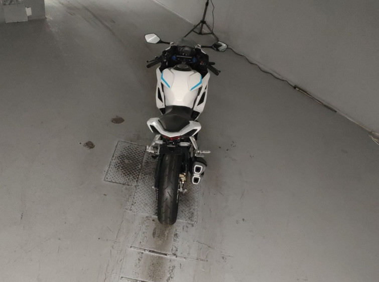 Мотоцикл Honda с пробегом 8853 km