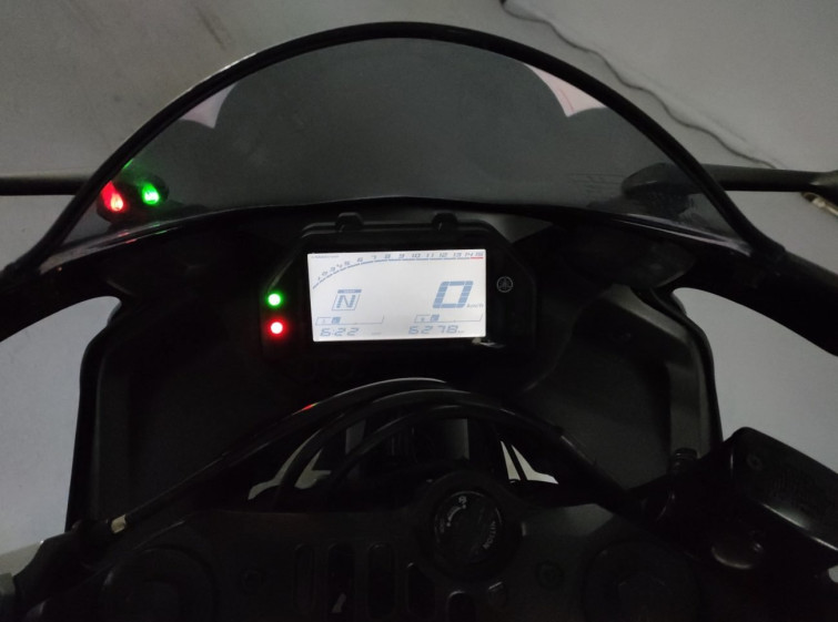 Мотоцикл Yamaha YZF-R25 з пробігом 6278 km