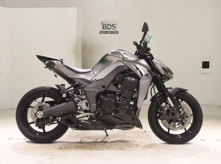 Мотоцикл Kawasaki Z1000 с пробегом 37137 km