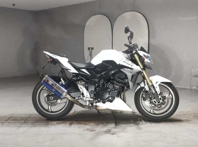 Мотоцикл Suzuki GSR750 з пробігом 37931 km