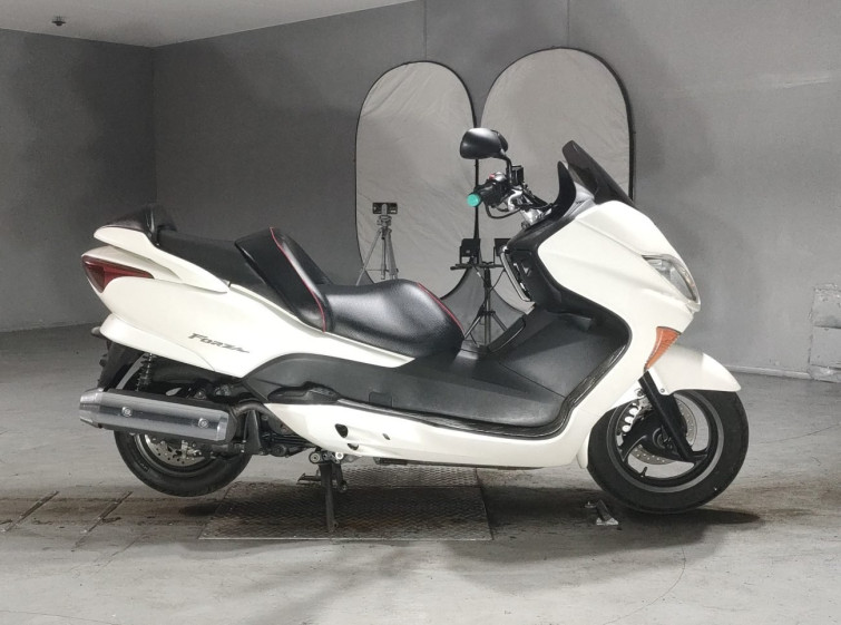 Мотоцикл Honda FORZA Z с пробегом 32720 km