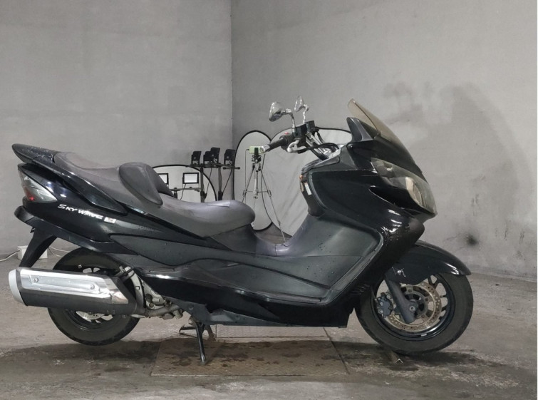 Мотоцикл Suzuki SKYWAVE 250 з пробігом 17077 km