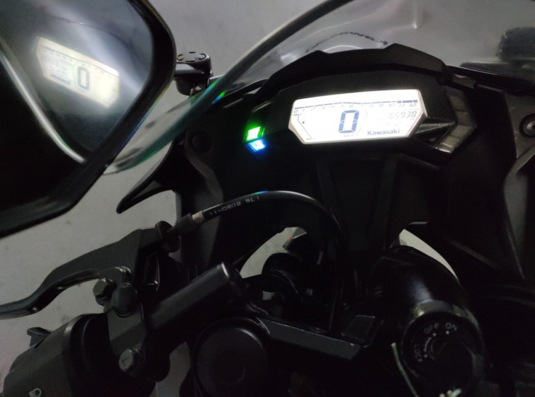 Мотоцикл Kawasaki NINJA250 с пробегом 65938 km