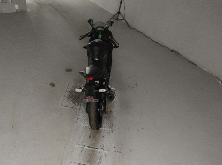 Мотоцикл Kawasaki NINJA250 с пробегом 65938 km