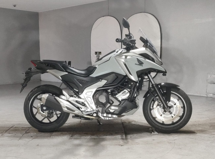 Мотоцикл Honda NC750XD с пробегом 5947 km