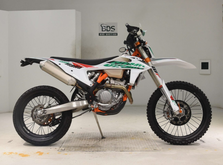 Мотоцикл KTM 250 EXC-F SIXDAYS з пробігом 2571 km