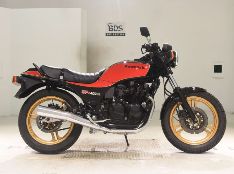 Мотоцикл Kawasaki GPZ400 з пробігом 15312 km