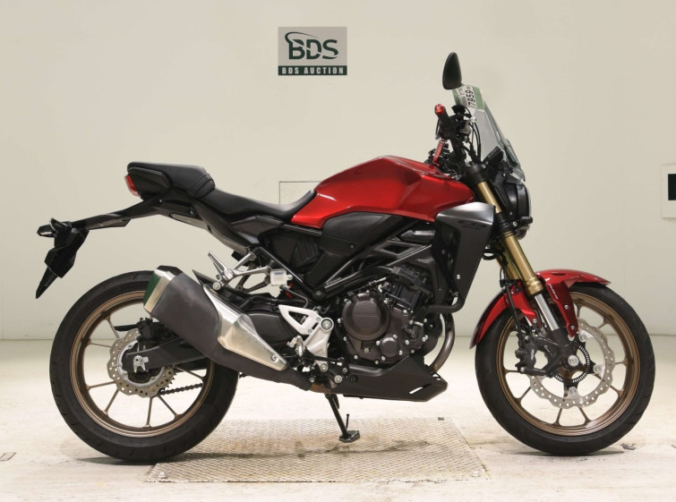 Мотоцикл Honda CB250RA з пробігом 8687 km