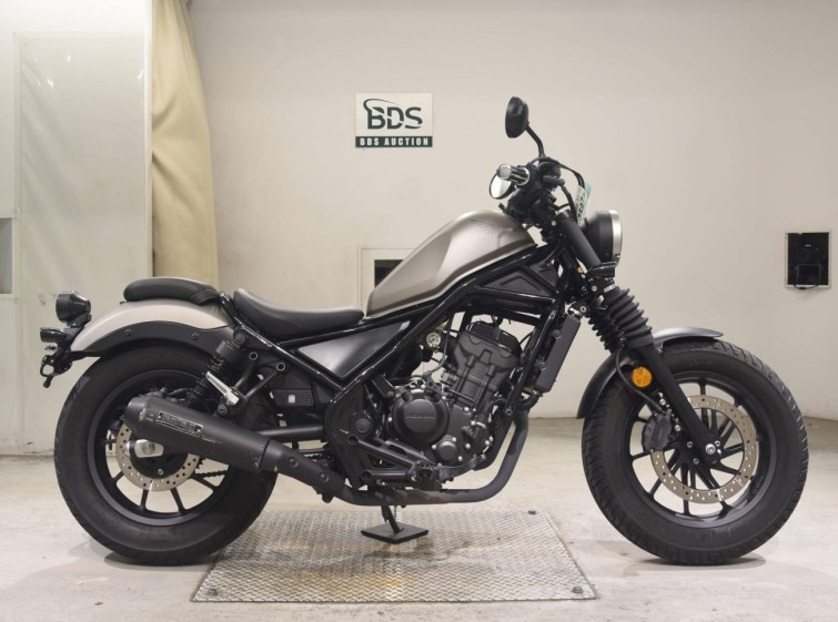 Мотоцикл Honda REBEL CMX250 з пробігом 4886 km