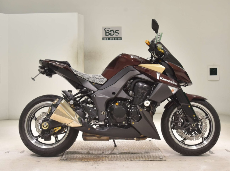 Мотоцикл Kawasaki Z1000 з пробігом 5545 km