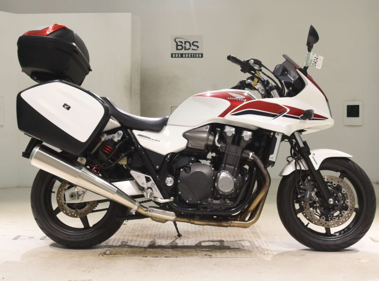 Мотоцикл Honda CB1300SF ST з пробігом 13658 km
