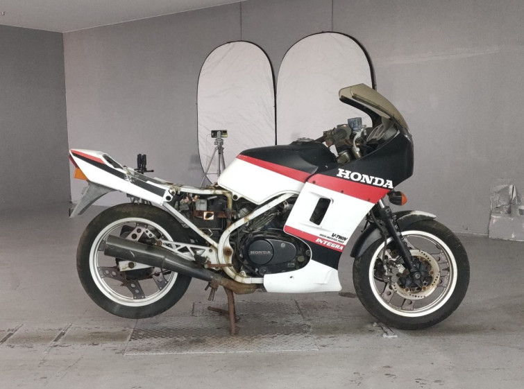 Мотоцикл Honda VT250F INTEGRA с пробегом 28268 km
