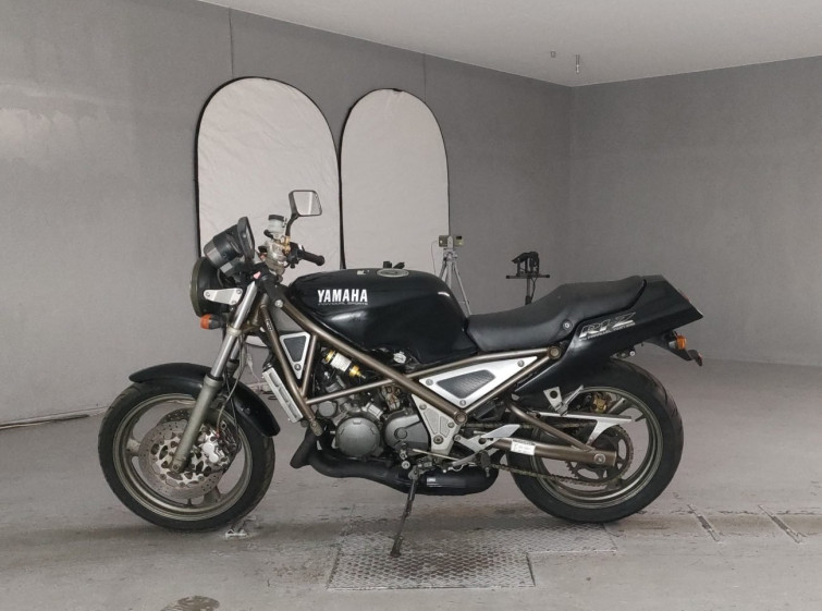 Мотоцикл Yamaha R1-Z з пробігом 20433 km