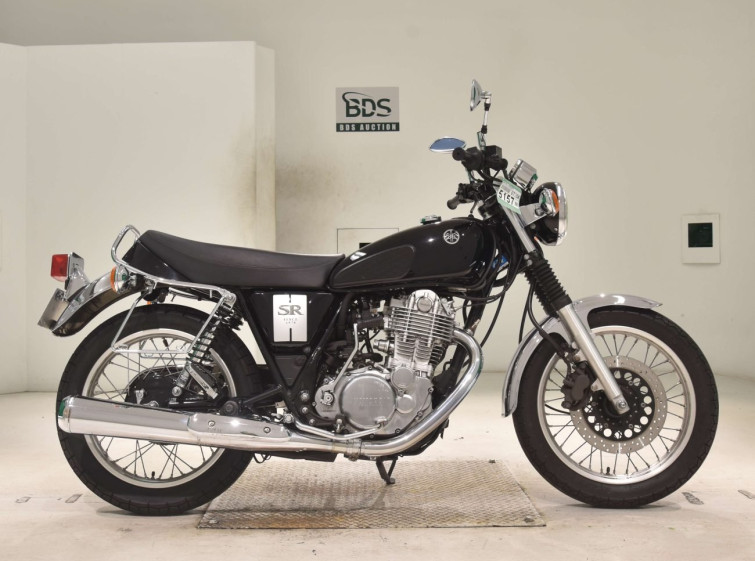 Мотоцикл Yamaha SR400 с пробегом 22746 km