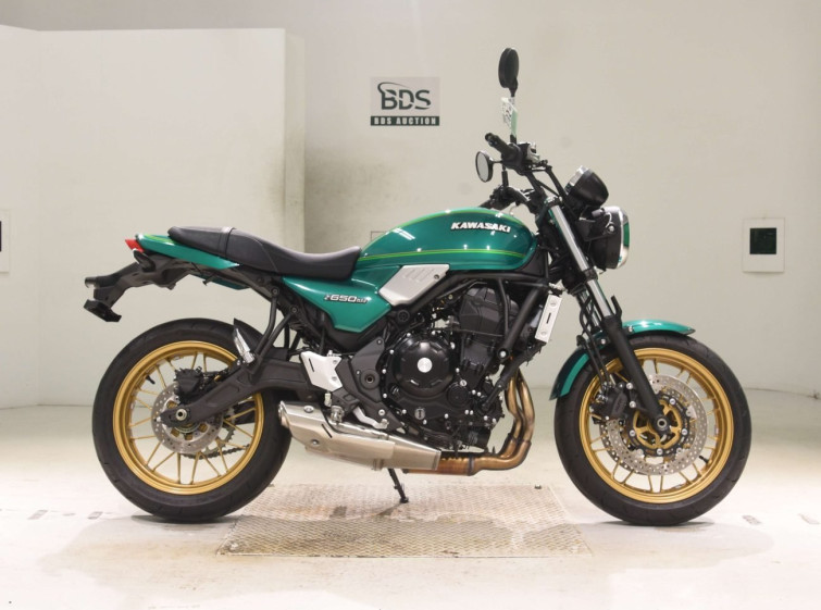 Мотоцикл Kawasaki Z650RS с пробегом 3947 km