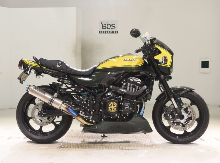 Мотоцикл Kawasaki Z900RS с пробегом 3720 km